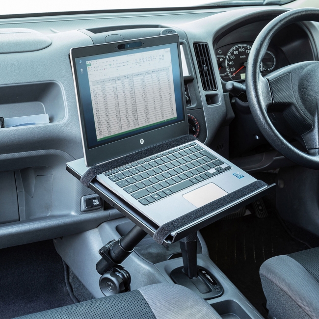 車内やフォークリフト 台車などにノートパソコンやタブレットを設置できるスタンド ホルダーを発売 サンワサプライ株式会社のプレスリリース