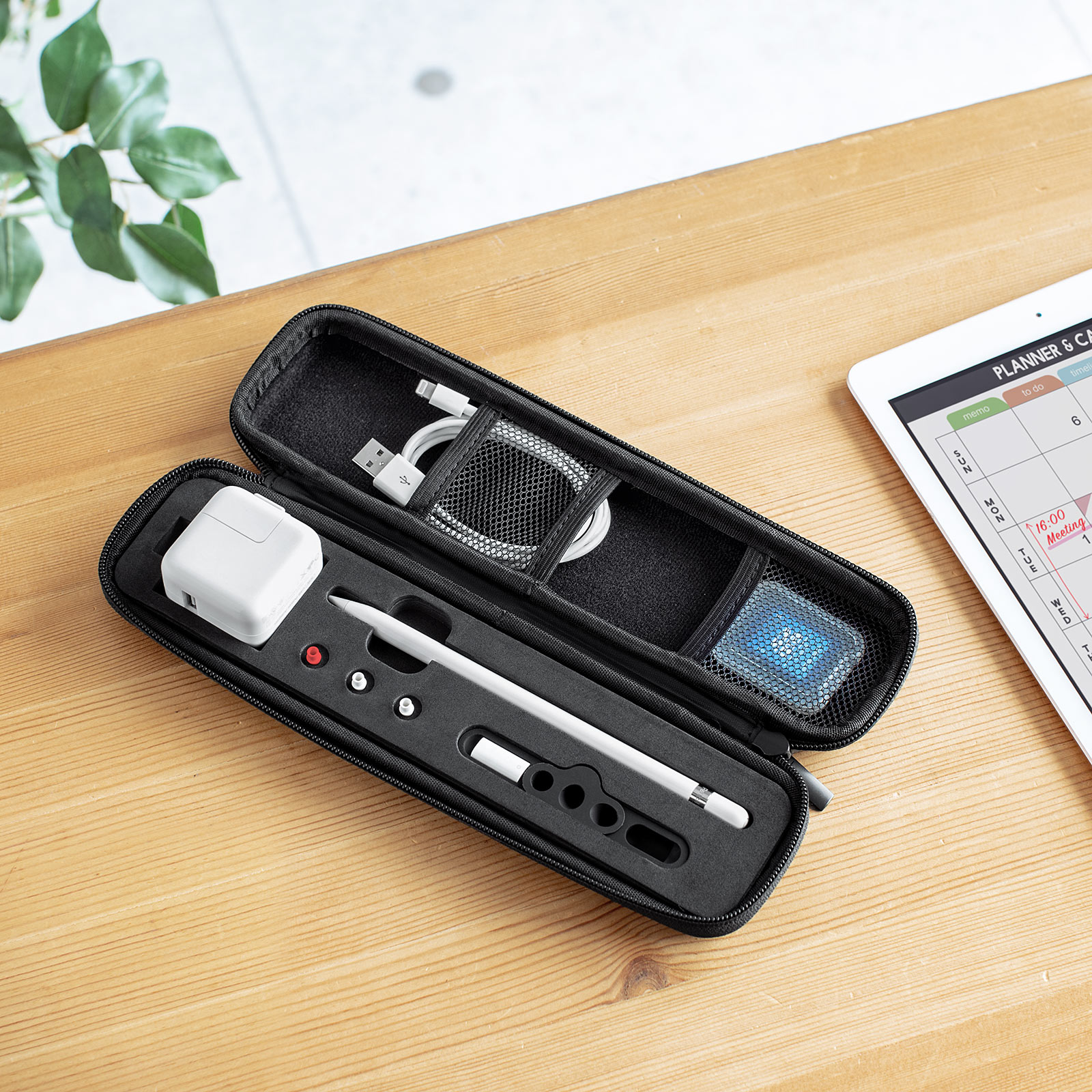 Apple Pencilとアクセサリーを収納できるハードケースを10月19日発売 サンワサプライ株式会社のプレスリリース Apple Pencilとアクセサリーを収納できるハードケースを10月19日発売 サンワサプライ株式会社のプレスリリース