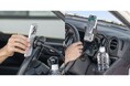 スマホもドリンクも置ける！フレキシブルアームで好きな位置に調整できる車載スマホホルダーを発売