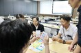 現役介護職とボードゲームで介護を学ぶ。千葉県「介護の未来案内人」が令和8年度の訪問授業を募集開始