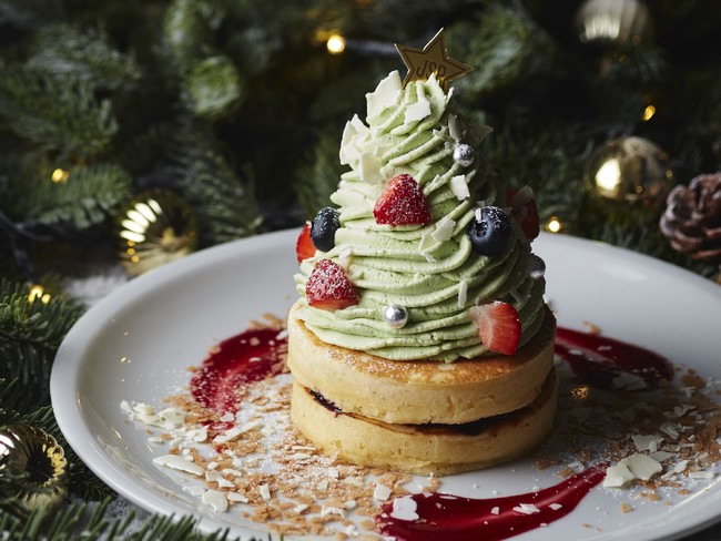 ～札幌店から贈るクリスマス～ピスタチオベリーのツリーパンケーキ