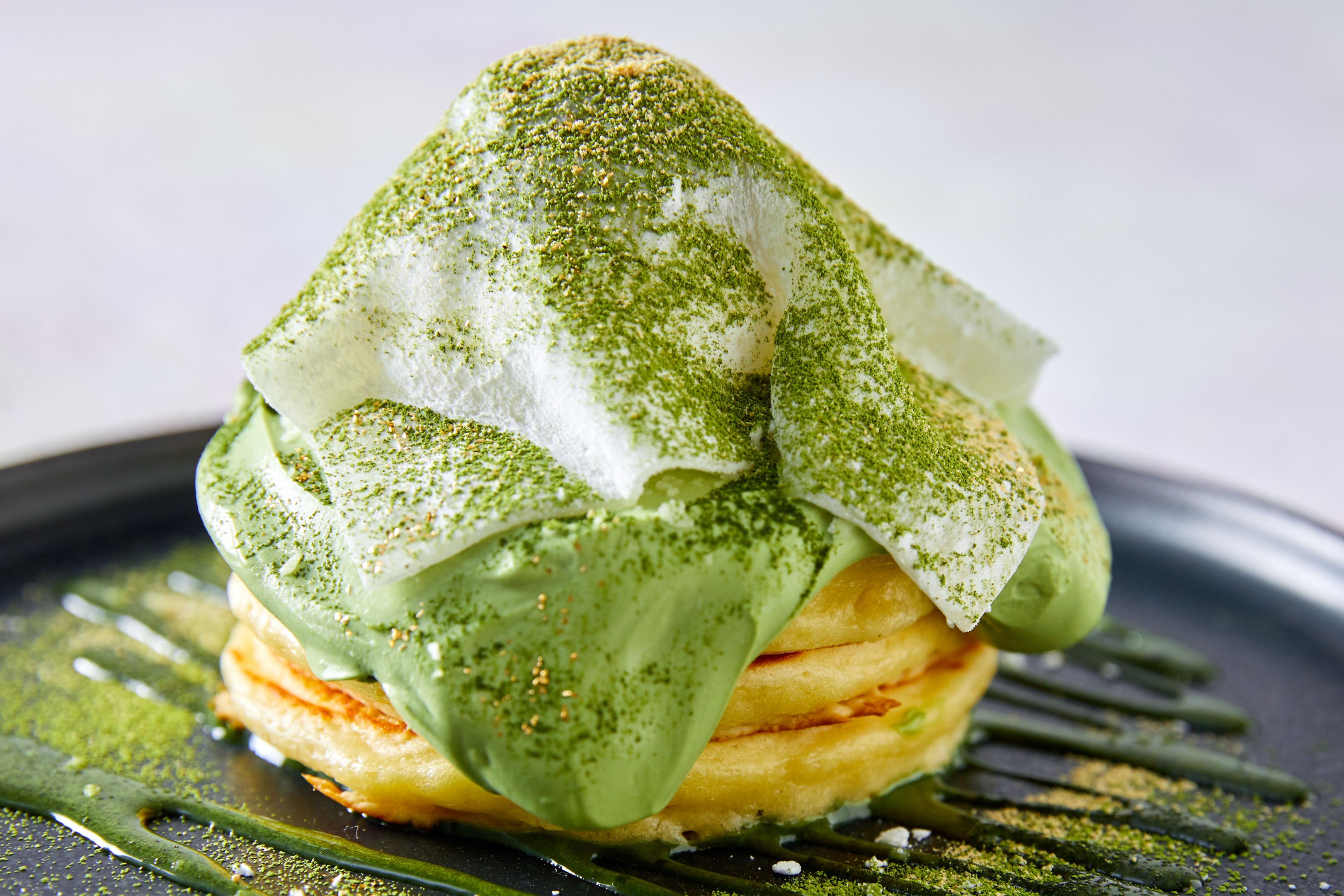 オールタイムパンケーキショップ J S Pancake Cafe お正月限定 煌びやかな金箔を使用した もちもち 求肥の 西尾抹茶のいちご大福パン ケーキ 新発売 株式会社ベイクルーズのプレスリリース