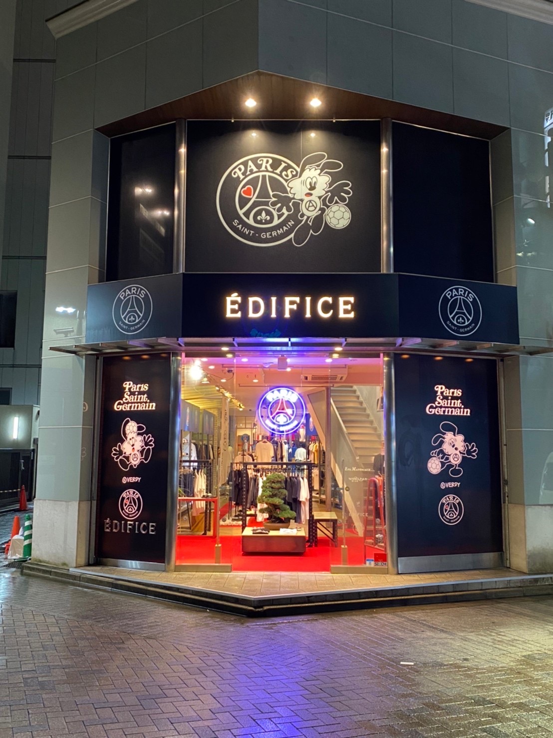 パリ サン ジェルマンの新宿ポップアップショップが大盛況 22 23シーズンのアウェイ ジョーダン コレクション Makoto Yamaki Verdyとの限定商品発売を今週発表 株式会社ベイクルーズのプレスリリース