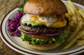 アメリカンハンバーガーショップ「J.S. BURGERS CAFE」 25周年の新たな一歩!ボリューム&ヘルシーが詰まった新グランドメニュー