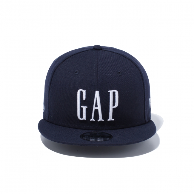 GAP50周年を記念した世界初のコラボレーションアイテム「GAP×New Era