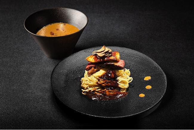 2月の限定第1弾「フォアグラ味噌つけSoba」 2月の限定第1弾「フォアグラ味噌つけSoba」