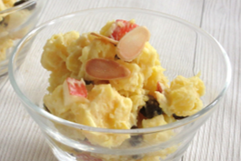 さつまいもとりんごのデザートサラダ さつまいもとりんごのデザートサラダ