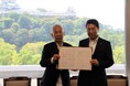 株式会社丸和のラグジュアリーホテル新設による立地協定調印式