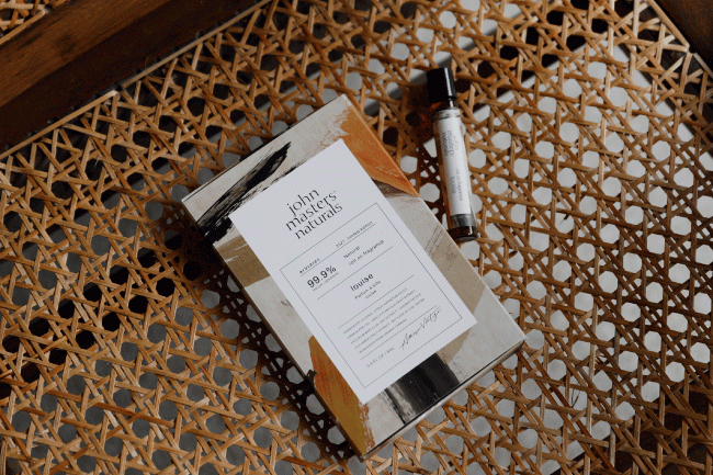 愛する人と過ごす幸せな時間をイメージした 心弾む香り Ameri Vintageとコラボレーションしたロールオンフレグランスが誕生 株式会社 ジョンマスターオーガニックグループのプレスリリース