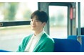 ゆうちょ銀行TVCM 不思議な乗り物「ゆうちょバス」が舞台のCMに岡田将生さんが登場!