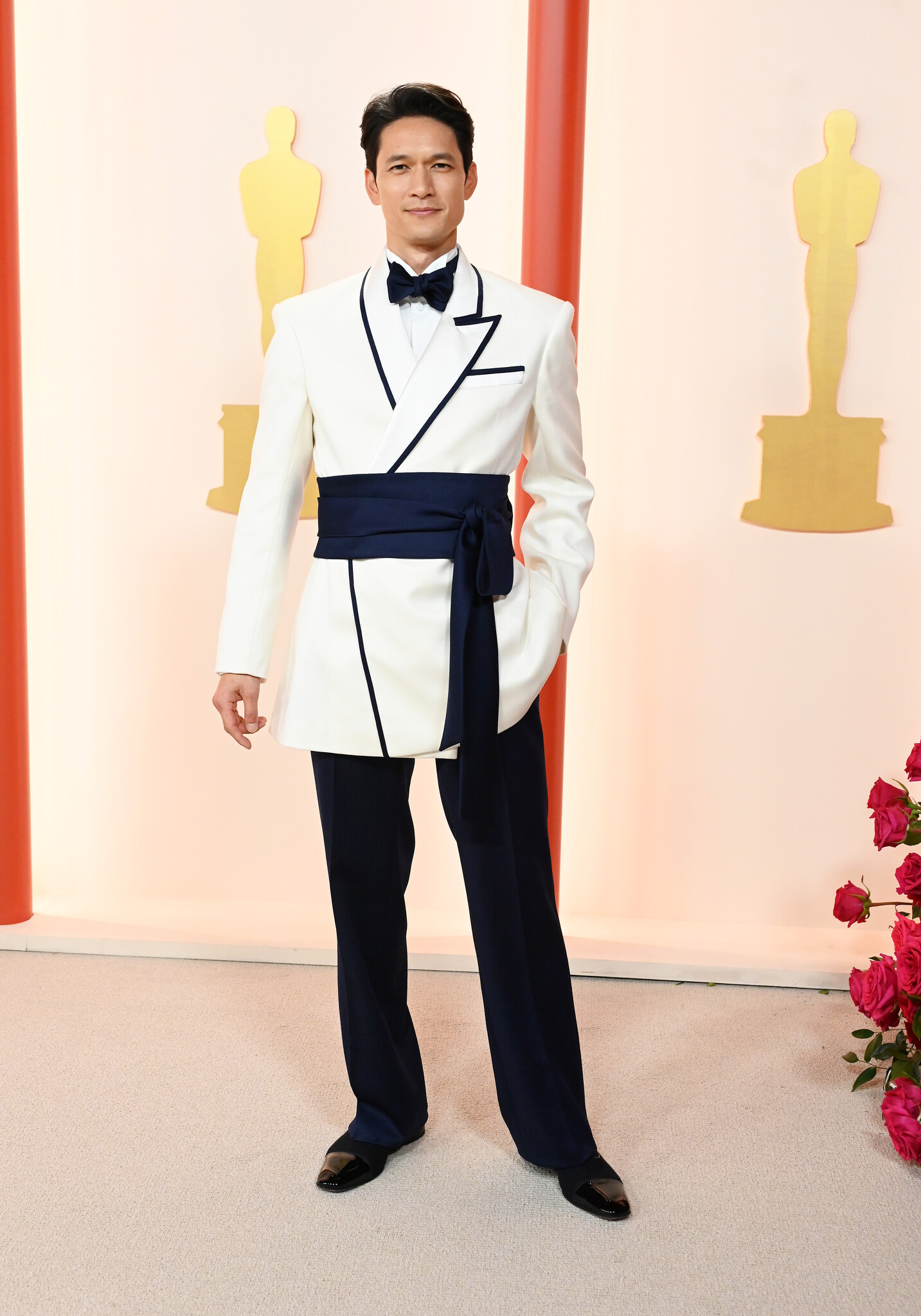 第95回アカデミー賞にて、俳優 Harry Shum Jr. がADEAMのオーダーメイドタキシードでレッドカーペットに登場!
