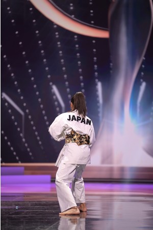 「69th MISS UNIVERSE® National Costume」日本代表・杤木愛シャ暖望