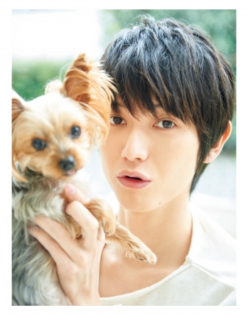 本郷奏多写真集 『KANATA HONGO 2016』 (ぴあ)　サンプルページ