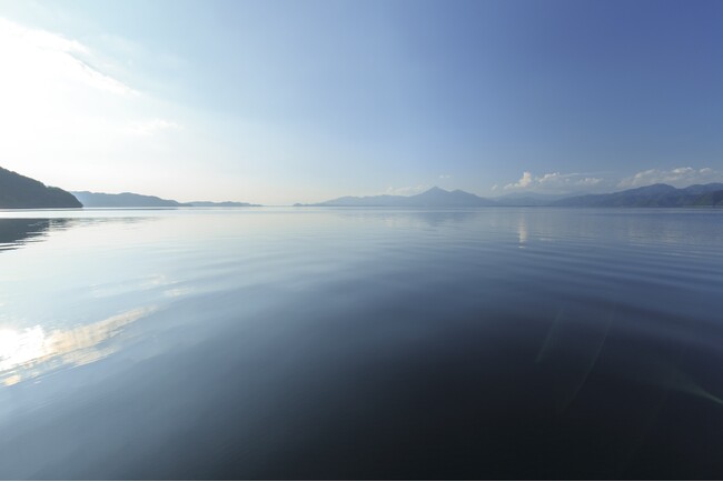 全国で4番目の広さと高い透明度を誇る「母なる湖」猪苗代湖