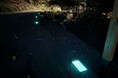 暗闇を彩る“蓄光の水晶”──金刀比羅宮で始まる、神社初のテクノロジー暗闇対策と空間演出