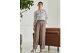 人気の「ORIHICAフラミンゴPANTS®」シリーズからトレンド感のある「タックワイド」が今季も登場！