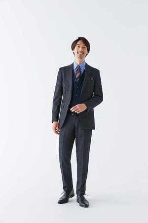 スーツでありながらジャージー素材orihica初 スマートジャージースーツ 登場 株式会社aokiのプレスリリース