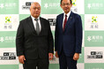 大相撲大阪場所を前に藤島部屋の元大関武双山・藤島親方が高槻市役所を訪問