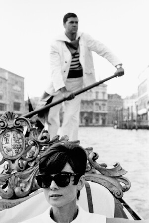 Audrey Hepburn, Venice, 1965 (C) Yul Brynner