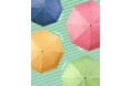 韓国ブランド「BANACO（バナコ）」のUVアンブレラが日本上陸。雨の日も、日差しの強い日も、スタイリングのアクセントに。ポップなカラーが映える晴雨兼用折り畳み傘。