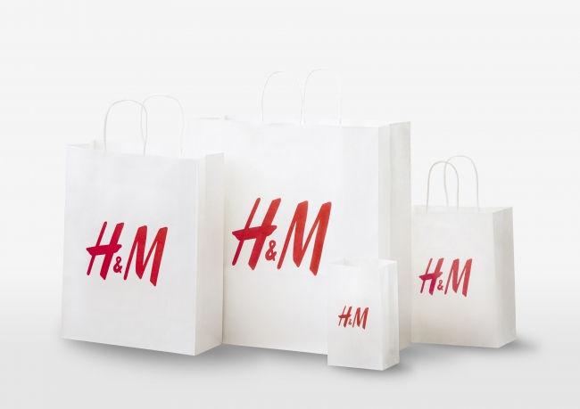 H M いよいよ12月5日より日本全国の88店舗でショッピングバッグの紙製