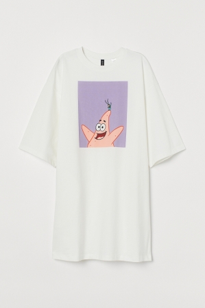 オーバーサイズTシャツ¥1,799