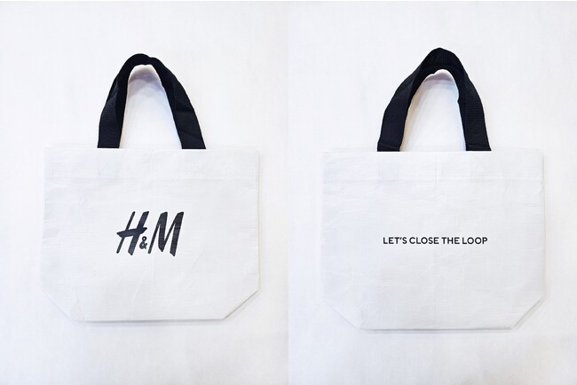 リサイクル素材を使用したH&Mスペシャルデザインのオリジナルバッグ