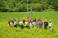 【岐阜県飛騨市】地域住民×ボランティア×企業の力で、池ヶ原湿原の厄介者「ヨシ」刈り取り作業。ヨシを活用した商品化とファン獲得を目指して!