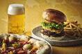 【ホテルインディゴ東京渋谷】こだわりを重ねた、3種のバーガーと1種のピザを4月15日(水)より提供開始。