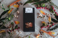 オランジュ香る冬のほうじ茶チャイ「Holiday Chai」、ボタニカルブランド「E CA QUI」より11月13日発売