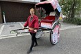 【東京力車】ホロライブとのコラボレーション企画 「ホロツリ~春風花舞~」で限定ラッピング人力車が登場! 浅草周辺の観光を盛り上げます