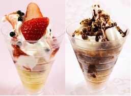 北海道産ソフトクリームを使用したパフェ 左：ストロベリー ＄6.8　　右：グアナジャ ＄7.8