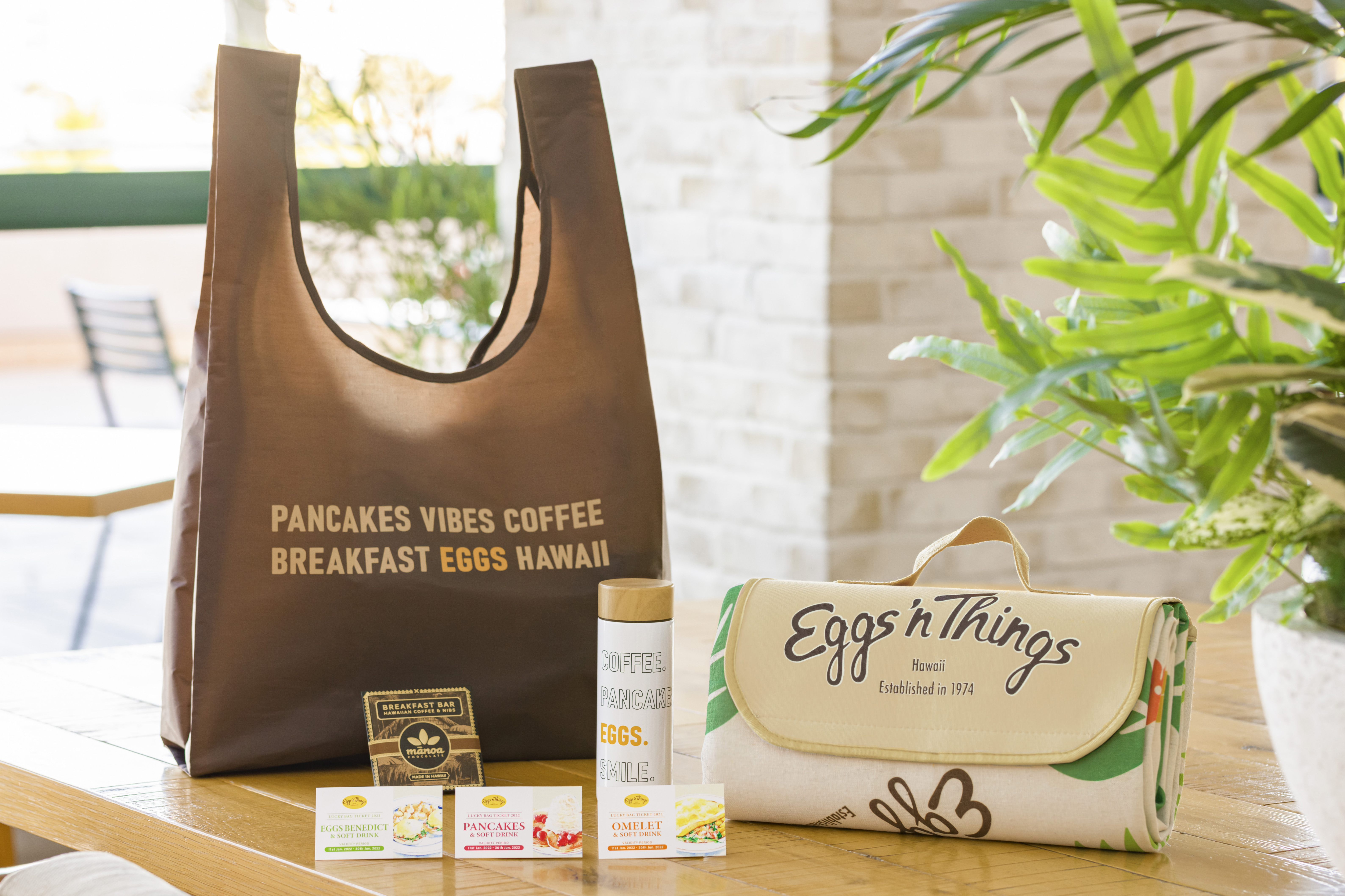 Eggs N Thingsからレジャーシートやステンレスボトルが入った福袋が登場 Lucky Bag 22 22年1月1日 土 より販売 オンライン予約販売も実施 Eggs N Things Japan株式会社のプレスリリース