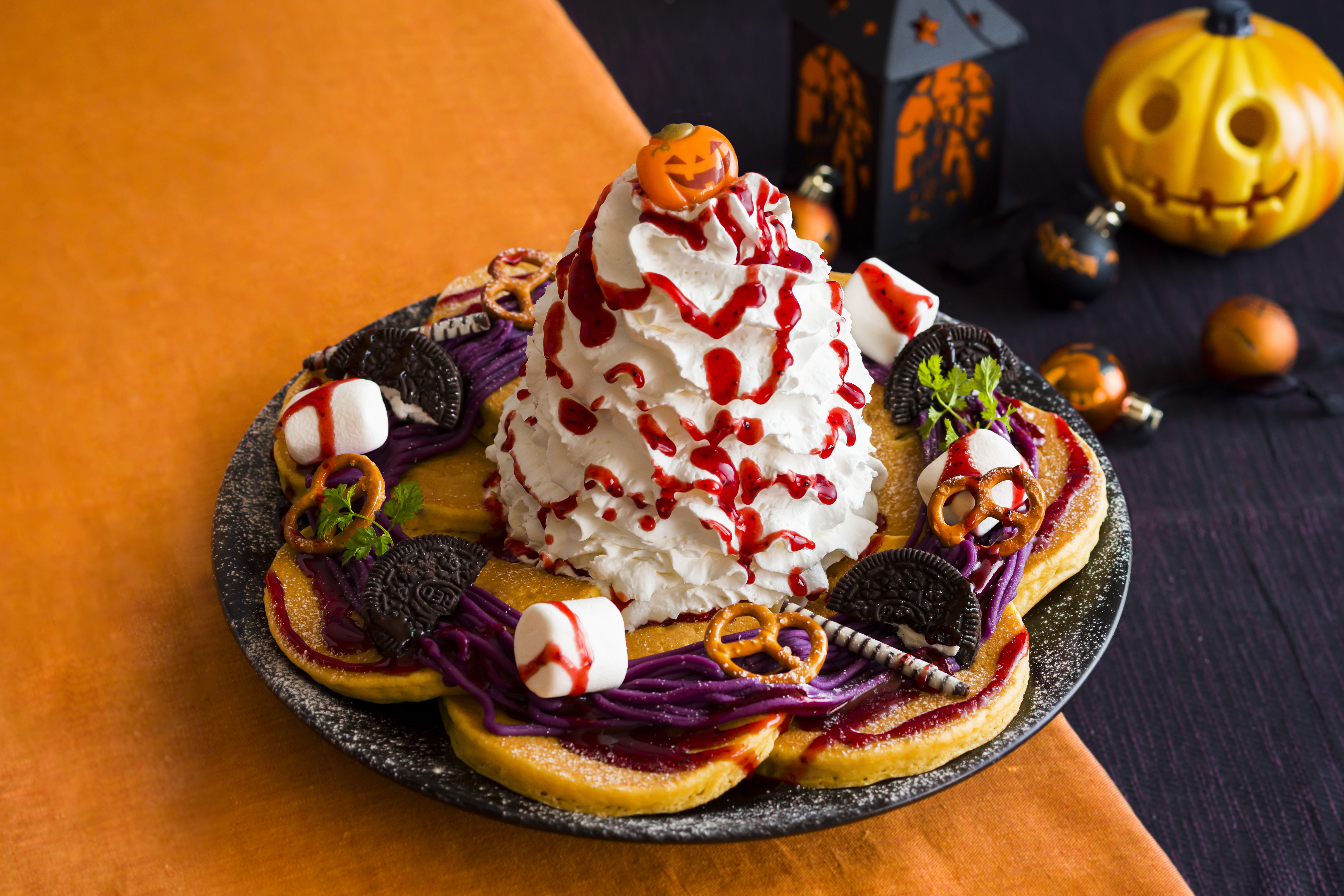 Eggs N Thingsから ハロウィンらしさが満載のパンケーキが登場 ハッピーハロウィンパンケーキ 10月14日 金 10月31日 月 まで販売 Eggs N Things Japan株式会社のプレスリリース