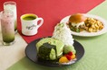 【Eggs ’n Things】新年を彩る、抹茶好きも必見の華やかなメニューが登場!「宇治抹茶ラテパンケーキ」「すき焼きバーガー」12月26日(木)~1月27日(月)