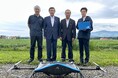 伊東内閣府特命担当大臣を上士幌町にお迎えし、新スマート物流の社会実装の現状と課題、「地域物流の準公共化」の必要性について説明