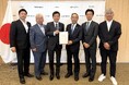 第8期総合物流施策大綱を踏まえた「地域物流の準公共化」提言書を松本デジタル大臣に手交