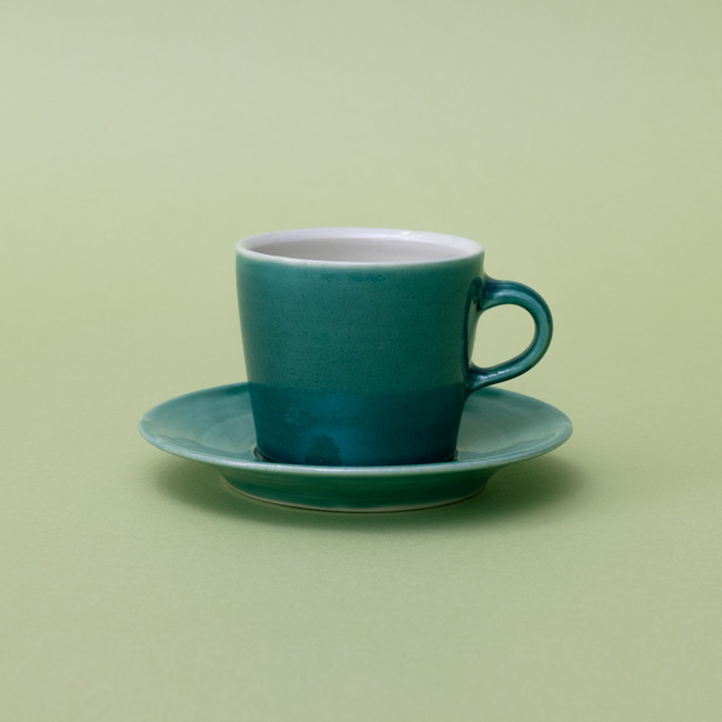 〈瀬古有美〉 緑釉 カップ＆ソーサー ¥4,950（税込）