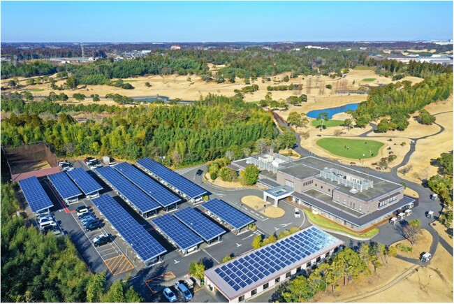 千葉県山武郡芝山町の「リエネ芝山ゴルフ倶楽部太陽光発電所（10月度の発電量は41MWh）」から電力を調達する
