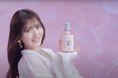 【株式会社Suu】新ヘアケアブランド「collagem(コラジェム)」のWEBCMに「美波愛梨」「胡熊もえ」が出演!