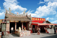 迪化街の霞海城隍廟外観