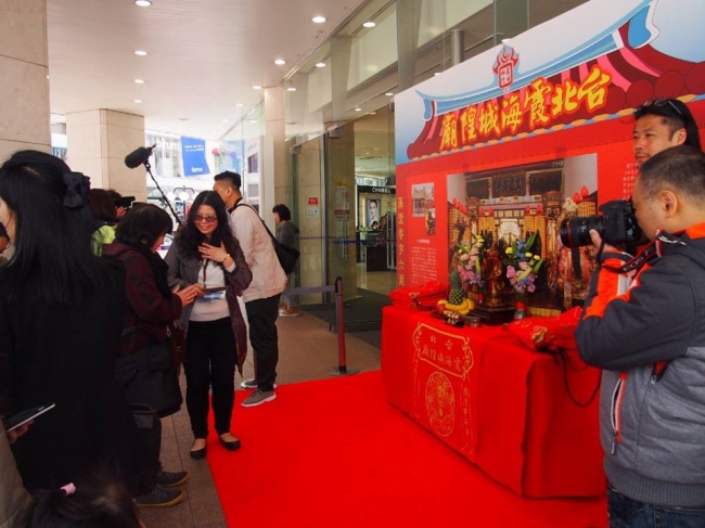 台湾現地メディアもたくさん取材に訪れました