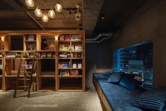 池袋本店内観 (C)️BOOK AND BED TOKYO 2018 池袋本店内観 (C)️BOOK AND BED TOKYO 2018