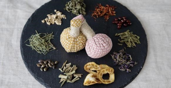 2 1 土 開催 日本の温灸 和草ハーブボールを使った 女性の心と子宮 をケアするセルフケア体験会 Beauty Library青山店 株式会社ネイチャーズウェイのプレスリリース