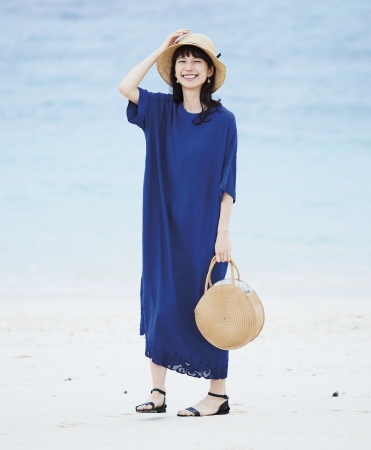サニークラウズ夏コレクションを発表 新作の夏服と巡る 沖縄おもいで旅行 株式会社フェリシモのプレスリリース