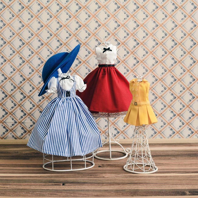 憧れの昭和レトロなファッションをドールサイズで再現できます 憧れの昭和レトロなファッションをドールサイズで再現できます