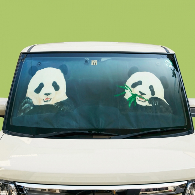 運転席にパンダが出現 かわいいパンダとドライブに行けるアイテムがフェリシモ ｙｏｕ ｍｏｒｅ ユーモア から誕生 株式会社フェリシモのプレスリリース