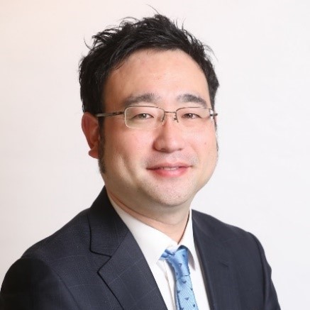 株式会社ハウスボートクラブ 代表取締役社長 赤羽 真聡 株式会社ハウスボートクラブ 代表取締役社長 赤羽 真聡