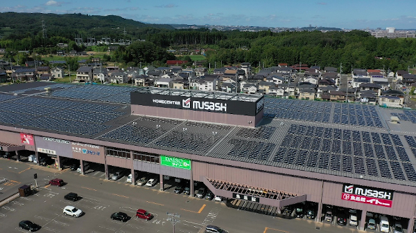 大型商業施設でオンサイトPPAによる太陽光発電を開始