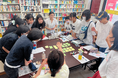 【千葉県船橋市】公立図書館にて、学生ボランティアが『LGBTQ』や『ジェンダー』をテーマに選書するブックフェア「モノクロ〜世界を彩るカラフルの魔法〜」を本日8月1日より開催